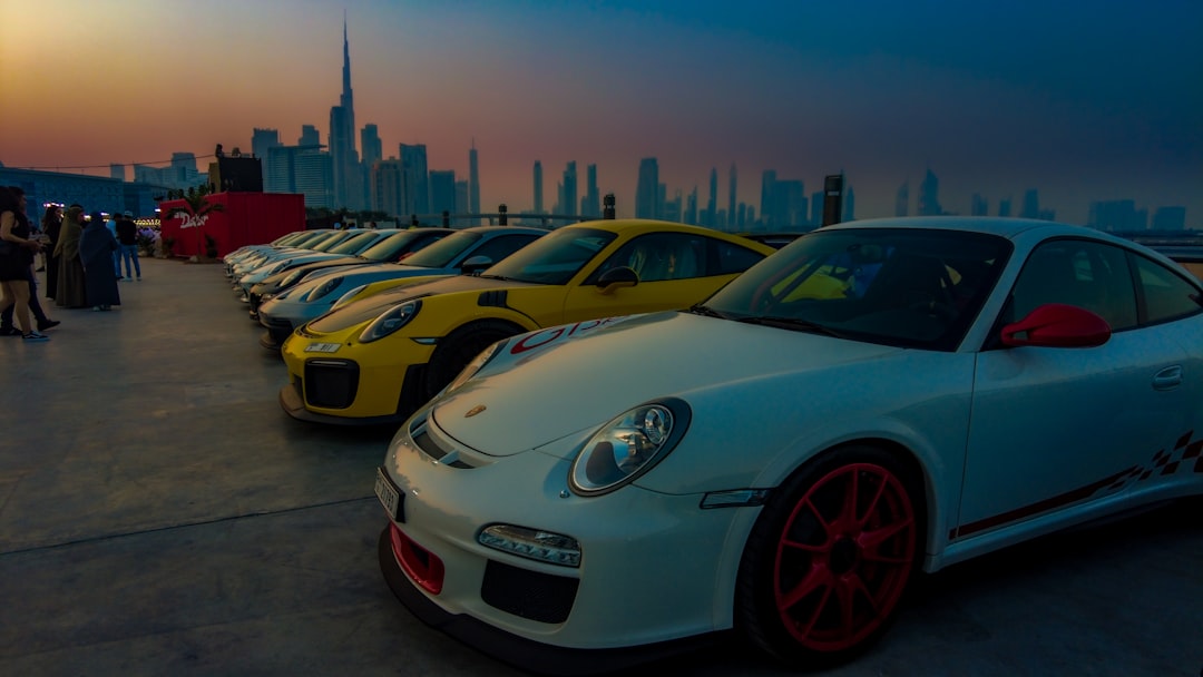 Dubai közlekedési rendszer látképe